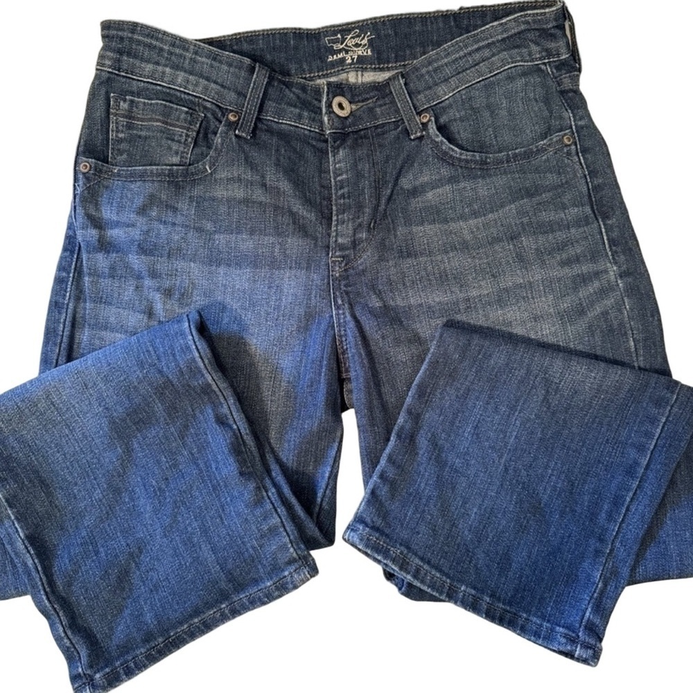 LEVIS Demi Curve Crop Denim Jeans. Size 27. 5 Pockets  Whiskering Med Wash New